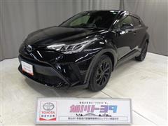 トヨタ C-HR S-T 4WD *