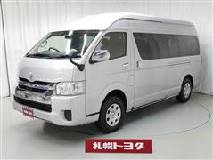 トヨタ ハイエースW グランドキャビン