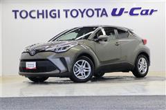 トヨタ C-HR ハイブリッド S