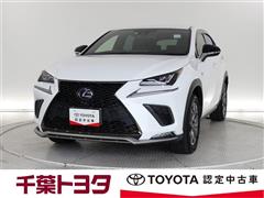 レクサス NX300h Fスポーツ