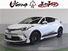 トヨタ C-HR G-T モードネロ 4WD