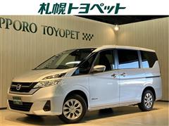 日産 セレナ X 4WD