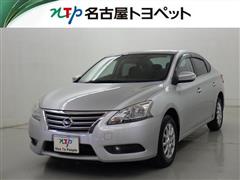 日産 シルフィ X