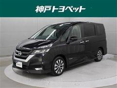 日産 セレナHV ハイウェイスター Vセレ