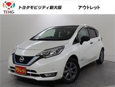 日産 ノートE-パワー メダリストブラッ