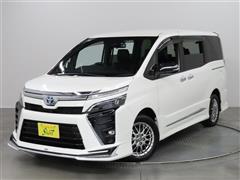 トヨタ ヴォクシー HEV ZS キラメキ3