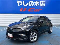 トヨタ C-HR S LEDエディション